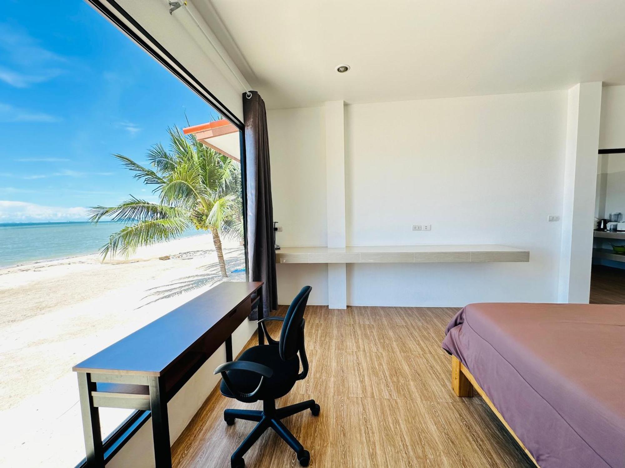The Scenery Beach Resort Baan Khai Exteriör bild